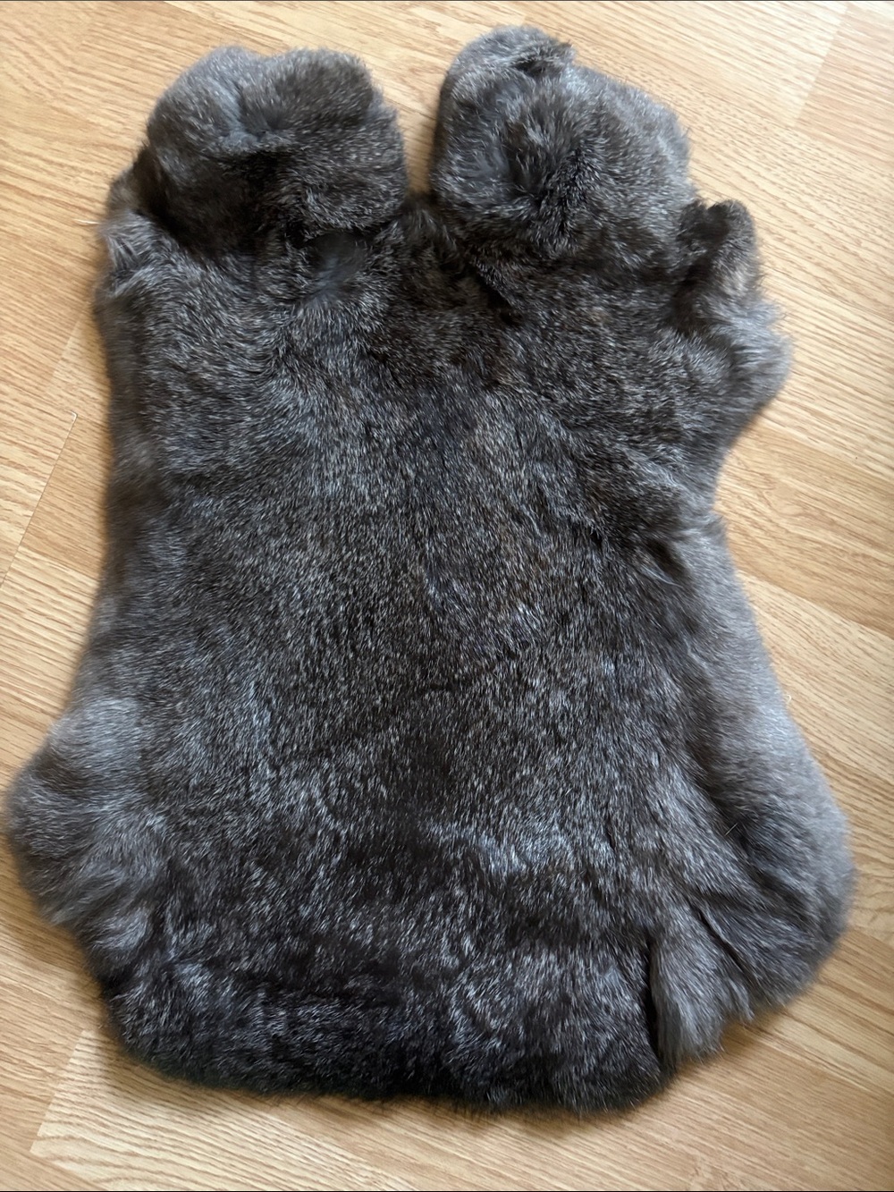 B0100 rabbit pelt crafts decor